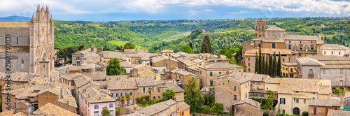 Photos Orvieto panoramic townscape. Umbria, Italy