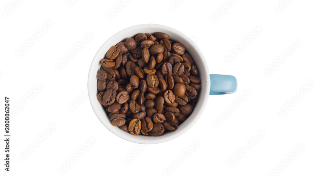 Fototapeta premium Coffee beans in coffee cup isolated on white background