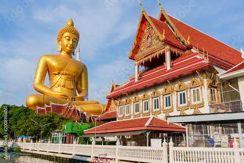 Big gold Buddha Statue at Wat Paknam Phasi Charoen (Temple) in Bangkok, Thailand.