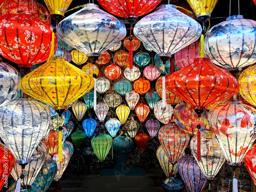 Canvastavla Hoi An famous colorful oriental lanterns lit and illuminated at night, becoming famous tourist photospot and background