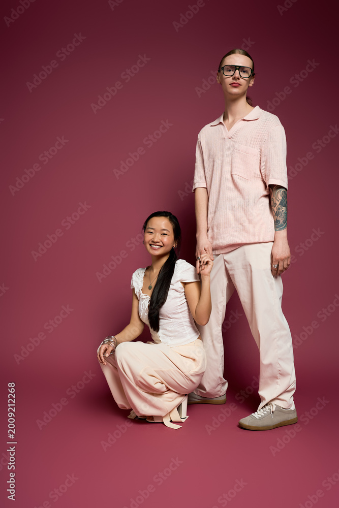 Obraz premium Young couple surrounded by warmth and love, showcasing their strong bond and connection