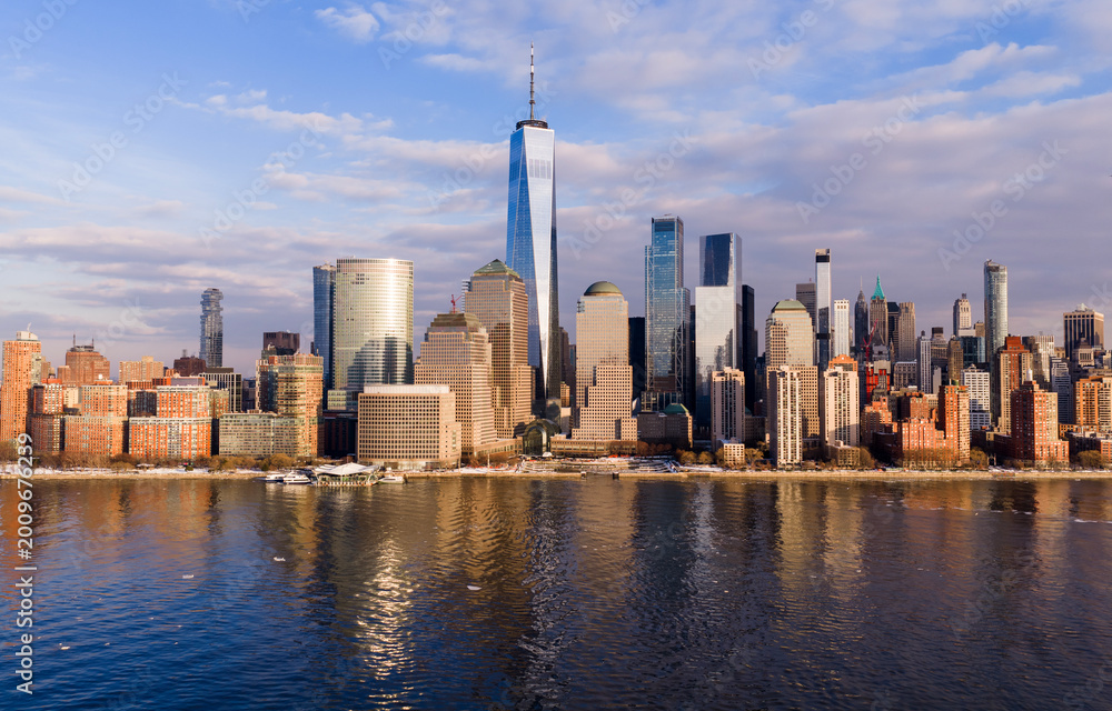 Obraz premium New York City skyline with skyscrapers. Manhattan skyline in New York City. NYC Manhattan skyline, New York City downtown. New York skyline panorama.