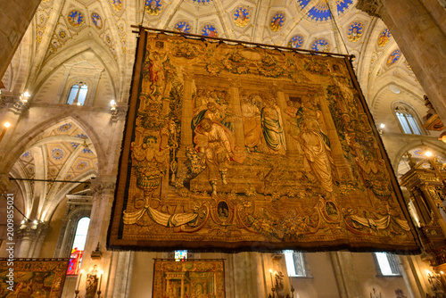 Tableau sur toile Wandteppiche (Gobelins) im Dom von Como, Italien