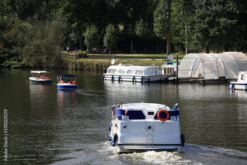 Fotografie Daon, port de tourisme fluvial
