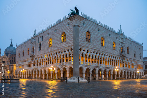 Cuadro en lienzo views of palazzo ducale in venice, italy