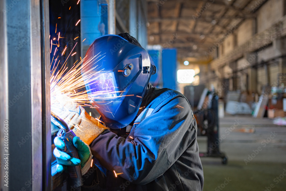Naklejka premium welding steel and sparks