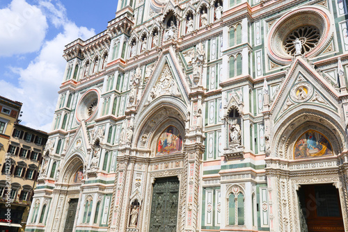 cathedral of santa maria del fiore in florence italy