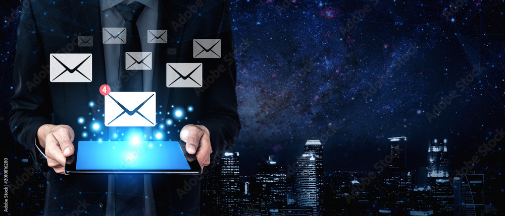 Fototapeta premium An email inbox with a new message notification alert. A concept of digital communication, correspondence, and unread electronic mail. Motif