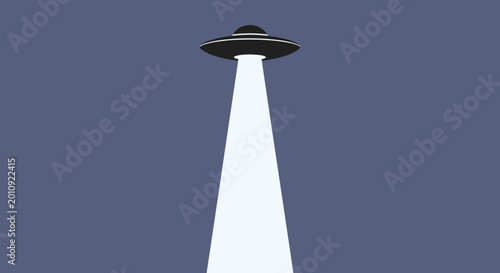 Foto UFO abduction beam light descending from flying saucer against dark blue sky