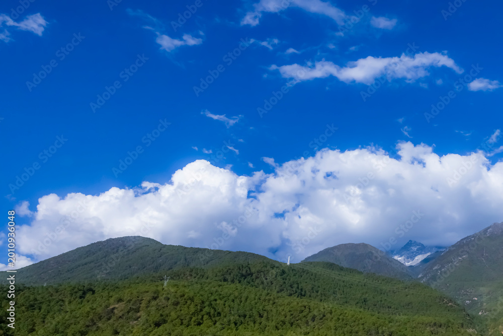 Fototapeta premium View of nature on the mountain and blue sky