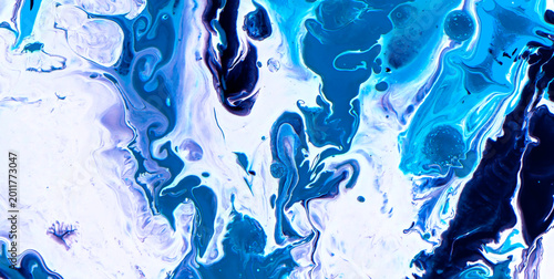 Fotografie Dynamic Brush Layers in Colorful Abstract Dye Art