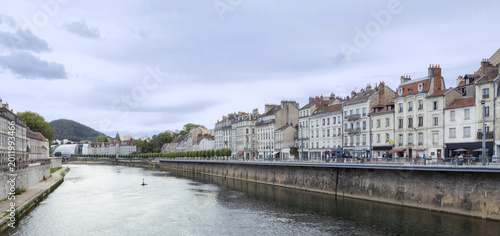 Cuadro en lienzo Quai Vauban à Besançon France