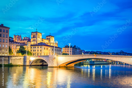 Tableau sur toile old town of Lyon and river Saone, France in a beautiful night