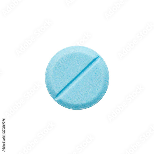 A single spherical blue pill with a clean diagonal score line centered on a transparent background, capturing a minimalist clinical medicine atmosphere