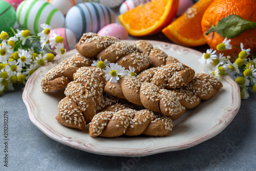 Traditional Greek Koulourak...