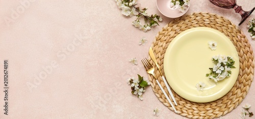 Beautiful table setting wit...