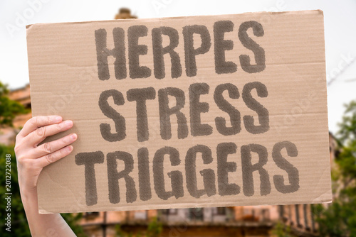 Billede på lærred "Herpes Stress Triggers" Periods of sustained psychological pressure consistently provoke dormant herpes virus reactivation