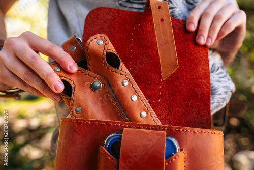 Obraz na płótnie Open brown leather belt pouch