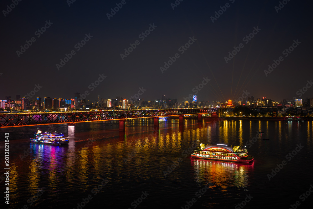 Fototapeta premium Night view of Wuhan, Hubei, China's city skyline and landmarks