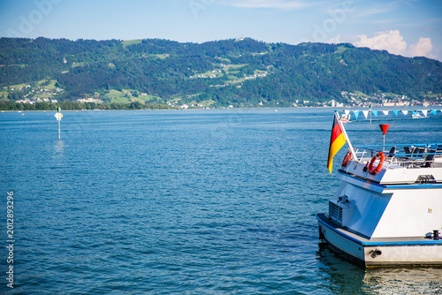 Canvas-taulu boat on lake constance