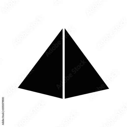 Εκτύπωση καμβά Minimalist Black Geometric Pyramid Shape on White Background