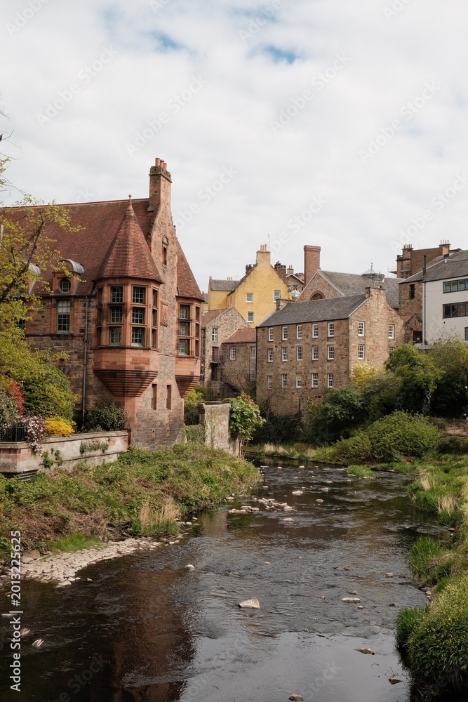 Fototapeta premium Water of Leith Walkway - Edinburgh's Dean Village