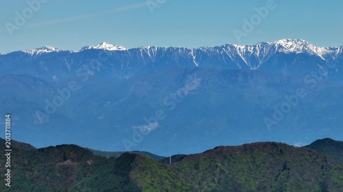 五月の南アルプス風景