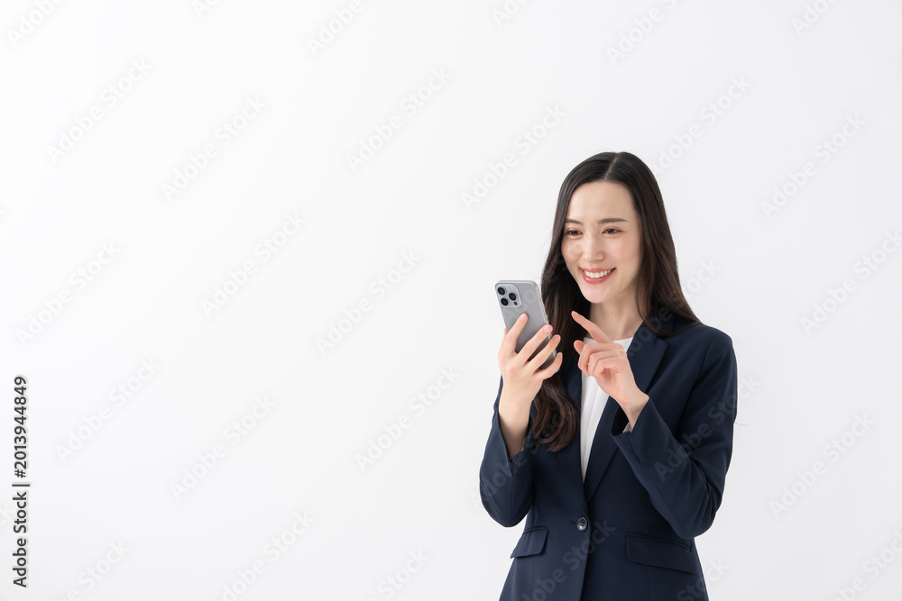 Fototapeta premium 女性 スマートフォン スマホ