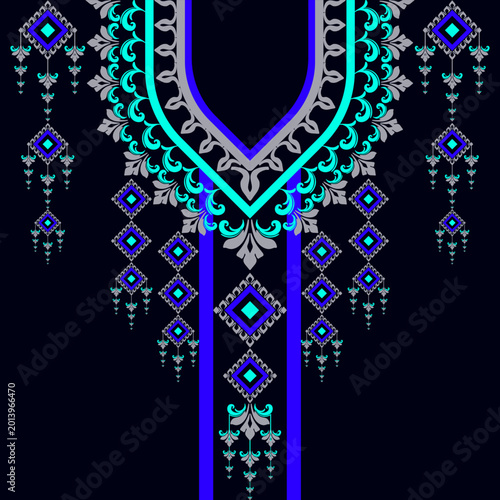 Designing collar patterns using abstract geometric shapes is suitable for decorating collars and various textiles.