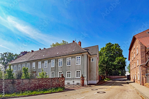 Ehemaliges Herrenhaus des Schilling von Canstatt Gutes