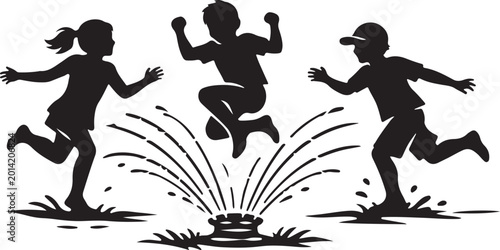 Fotografía Silhouette of kids running through a lawn sprinkler