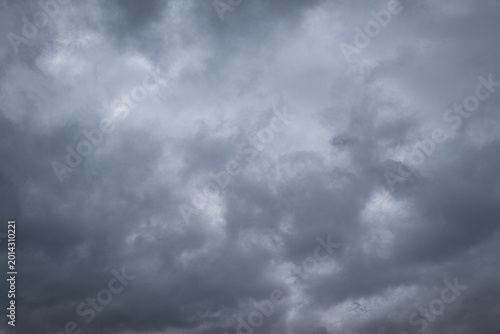 Bild auf Leinwand dark dramatic sky