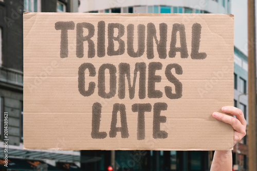 Foto "Tribunal Comes Late" War crimes tribunals typically open decades after the atrocities occurred
