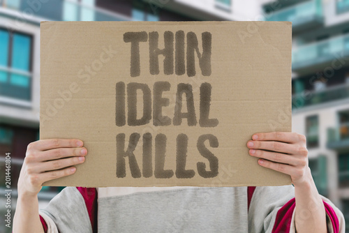 Tablou pe pânză "Thin Ideal Kills" Promoted thinness ideals online are directly linked to eating disorder onset