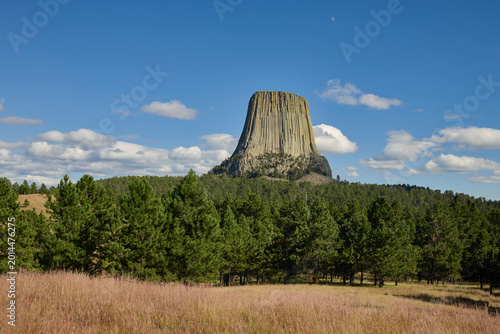 Foto Preserving Sacred Heritage: Devils Tower Butte and Wyoming Wilderness