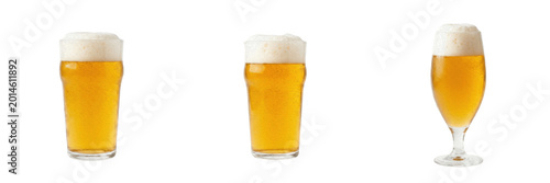 Foto Chilled Glass of Golden Beer PNG, Frothy White Foam Head, Lager Beverage Isolated on Transparent Background for Pub Menu