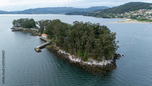 Obraz na płótnie San simon island in ria de vigo, galicia