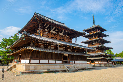 Bild auf Leinwand Golden Hall (Kondo) and Pagoda of Horyu Ji Temple