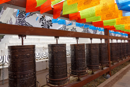 Bild auf Leinwand Prayer Flags And Monastery Corridor View