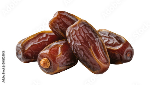 Foto Pile of ripe Medjool dates with wrinkled texture, isolated on transparent backgr