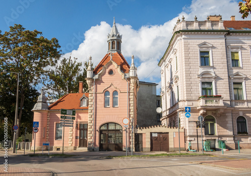 Canvastavla View over architecture from a street in Gyor - Hungary