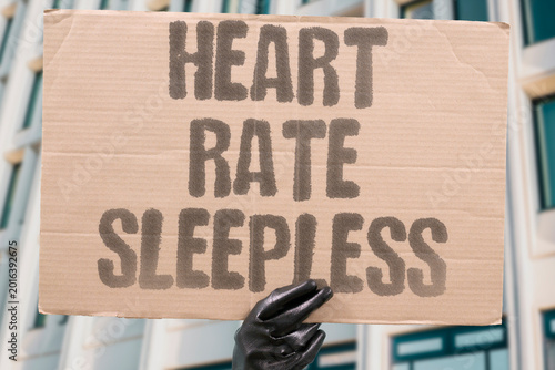 Tableau sur toile "Heart Rate Sleepless" Monitoring heart rate overnight can increase physiological arousal during sleep