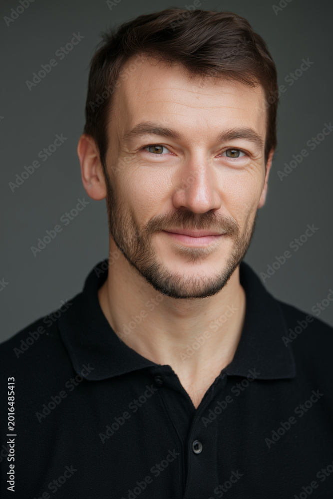 Obraz premium Confident professional portrait of a man