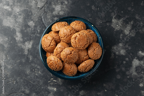 Фотография Amaretti biscuits, a traditional Italian sweet and crunchy almond cookies