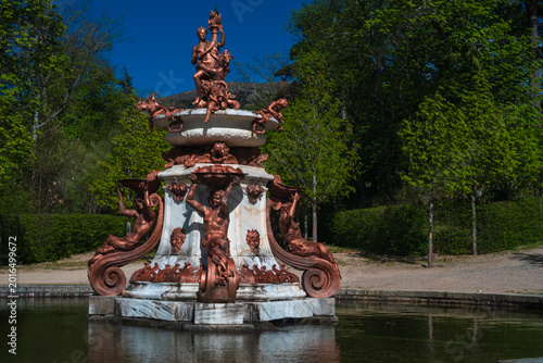 Photographic collection of the monumental fountains and gardens of La Granja de San Ildefonso in Segovia,