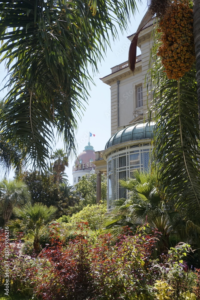 Fototapeta premium Nice, France - Cityscape with the famous luxury Negresco hotel on Promenade des Anglais, symbol of the French Riviera