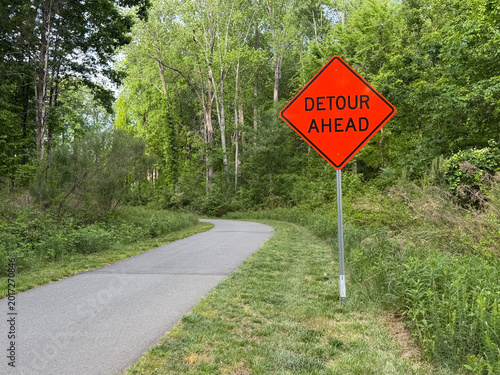Fényképezés NC Cornelius Detour Sign 2026