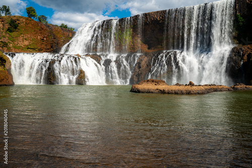 Tableau sur toile Sae Pong Lai waterfall black and white Laos