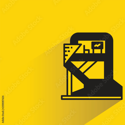 Foto modern design house building with shadow on yellow background