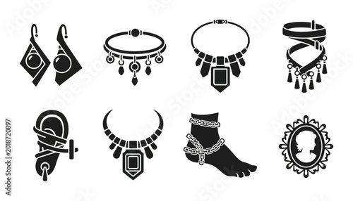 Fotografía Jewelry Icons Set, Elegant Accessories Collection, Precious Adornments Vector Gr